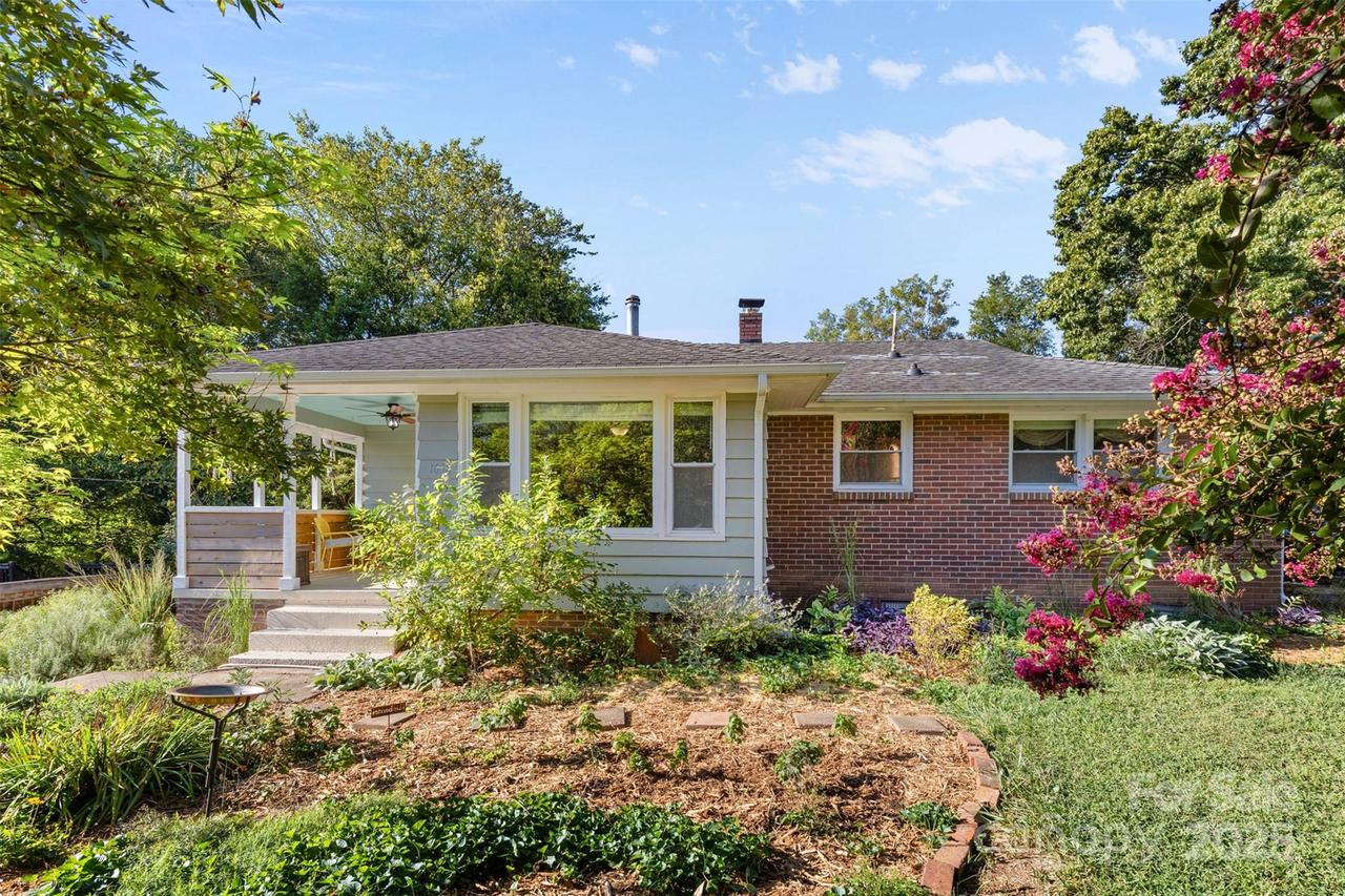 1638 Academy St., Charlotte, NC 28205