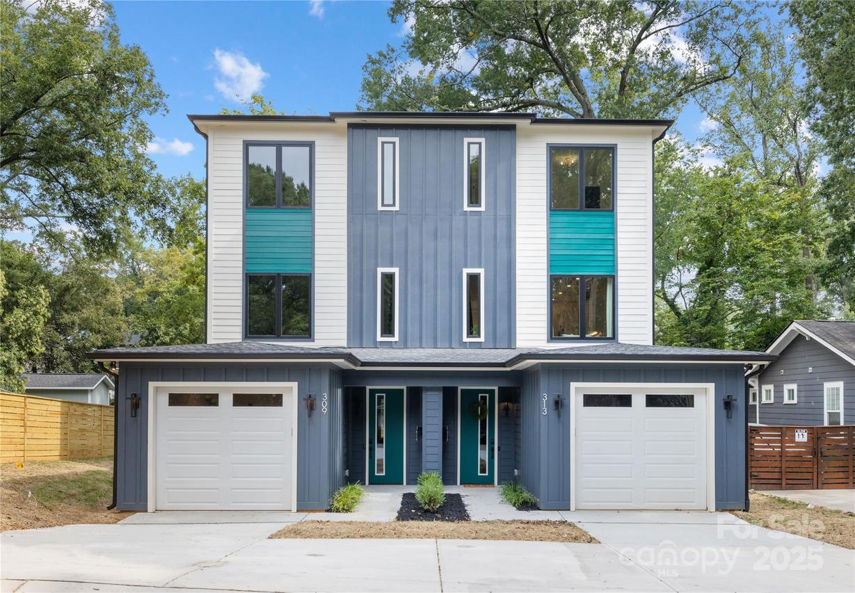 313 Bacon Ave., Charlotte, NC 28208