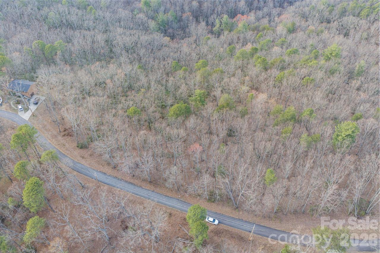 6163 Pine Ridge Dr., Connelly Springs, NC 28612