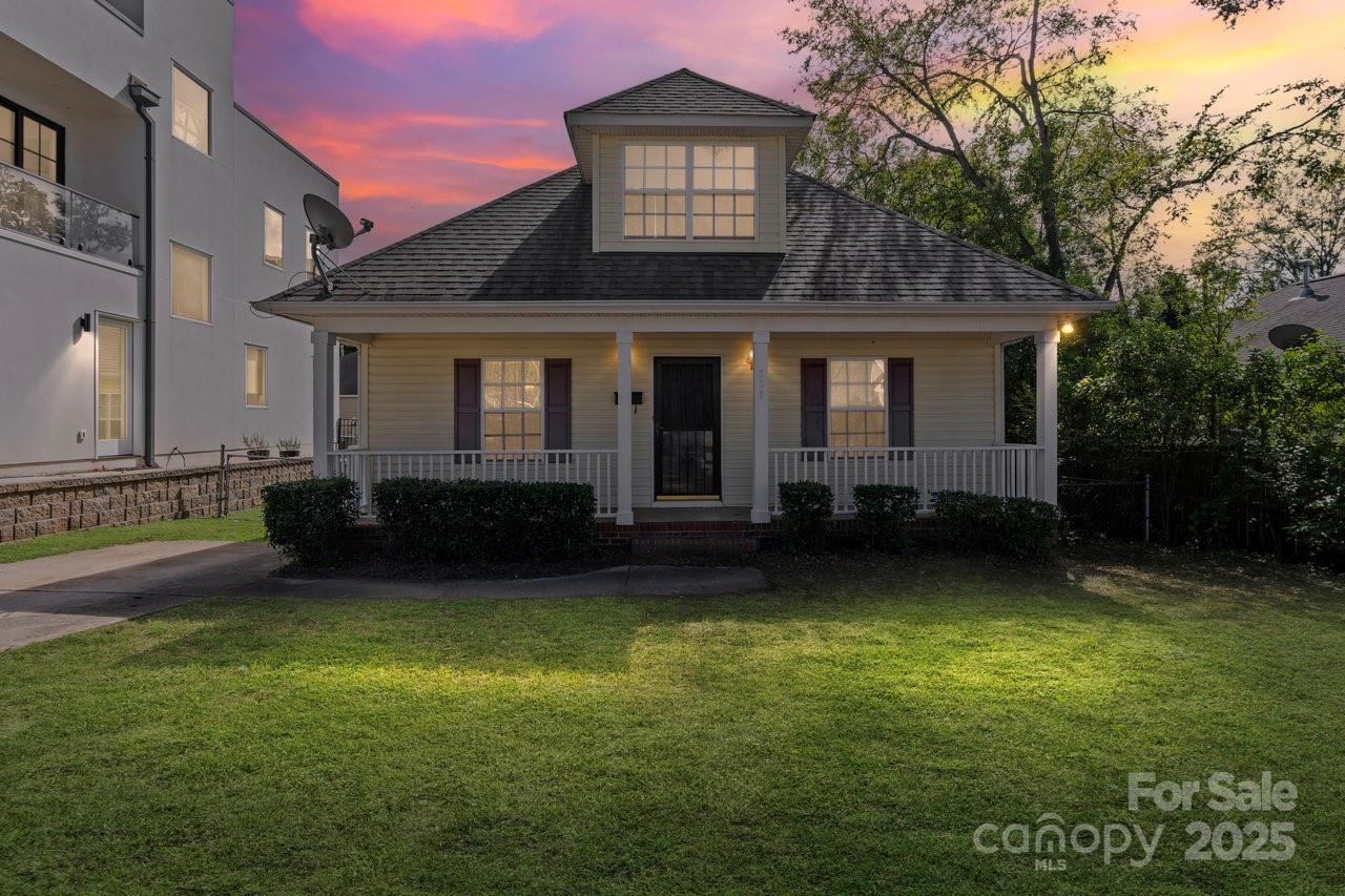 307 State St., Charlotte, NC 28208