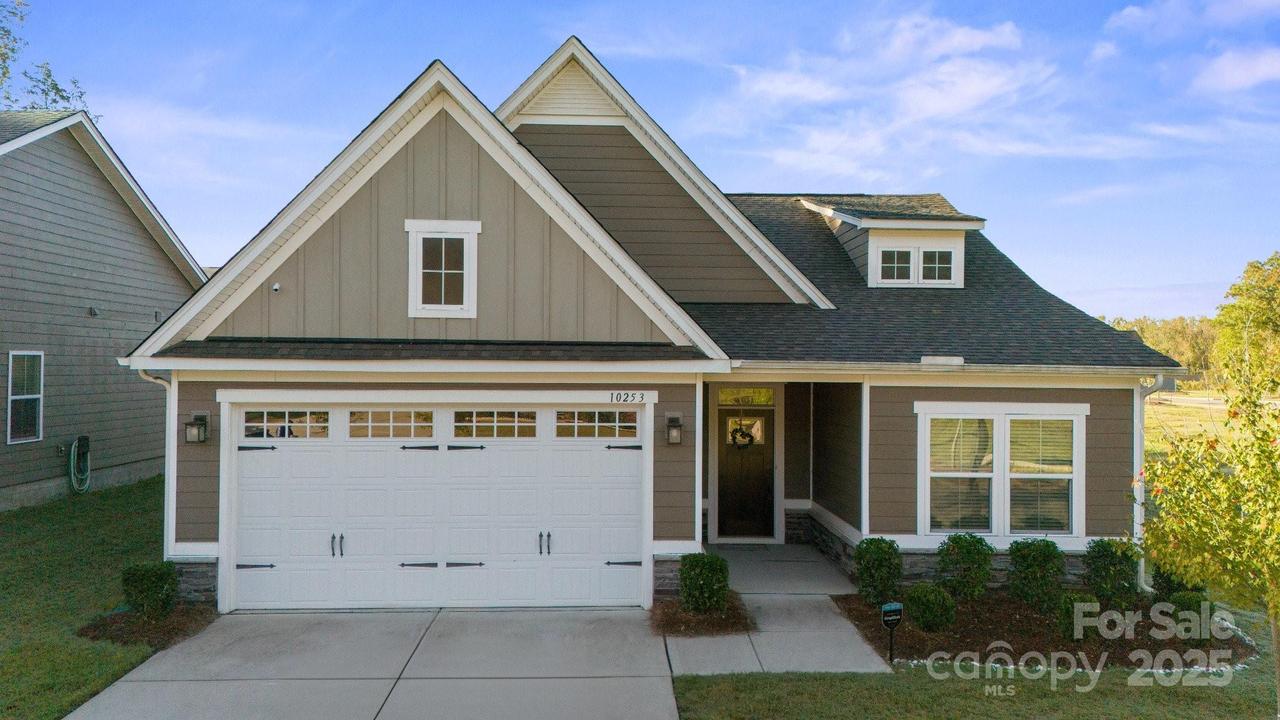 10253 Black Locust Ln., Charlotte, NC 28215