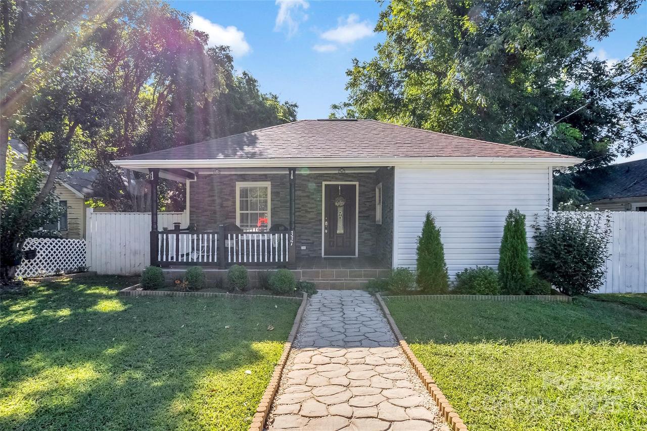 337 Lakewood Ave., Charlotte, NC 28208