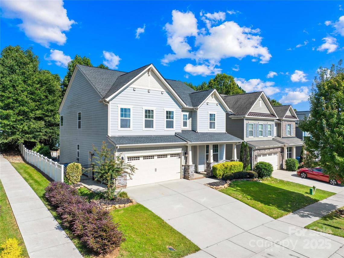 183 Rustling Waters Dr., Mooresville, NC 28117