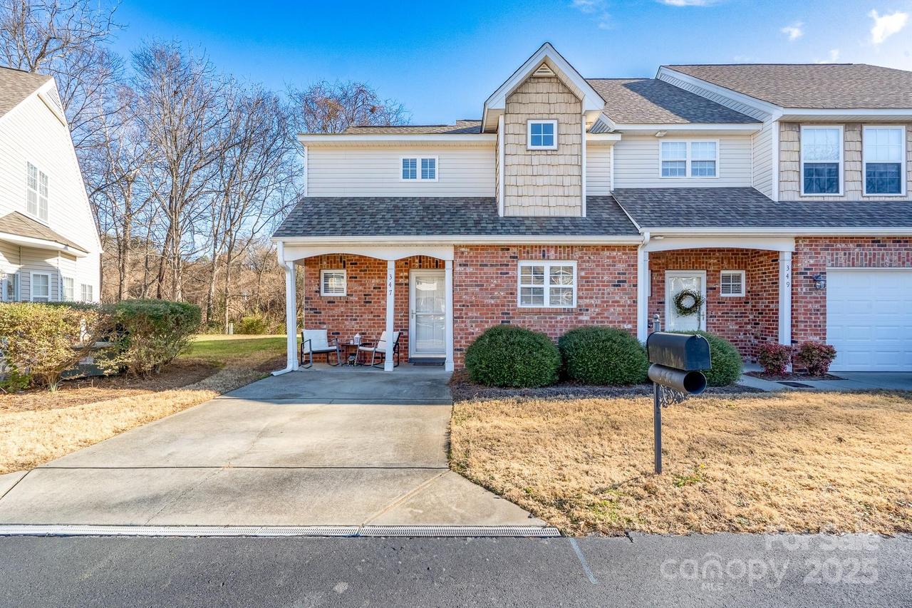 347 Valley Brook Ln., Concord, NC 28025