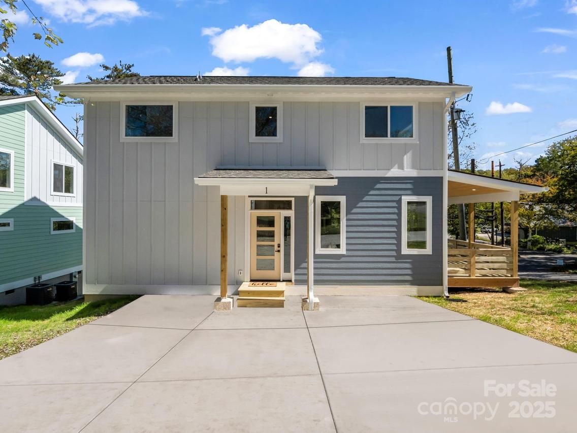 1 Pinnacle View Rd., Asheville, NC 28803