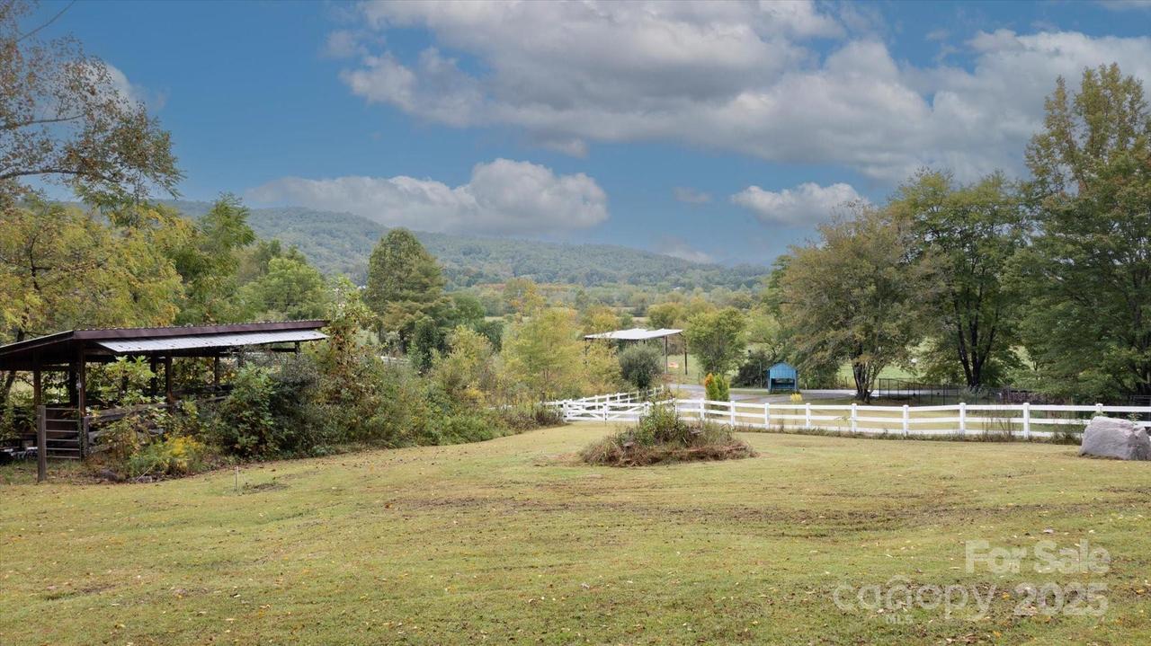 44 Quiet Pond Ln., Pisgah Forest, NC 28768