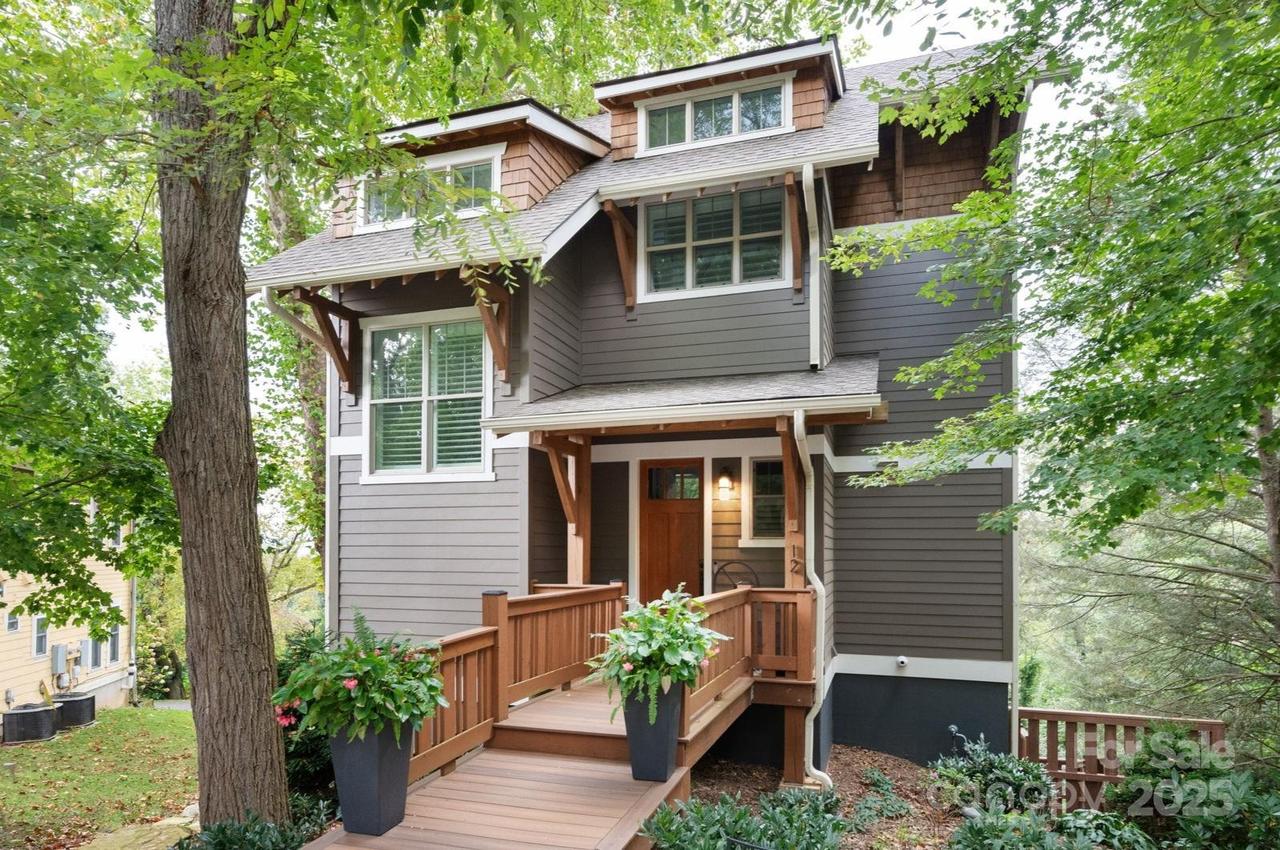12 Sunset Dr., Asheville, NC 28804