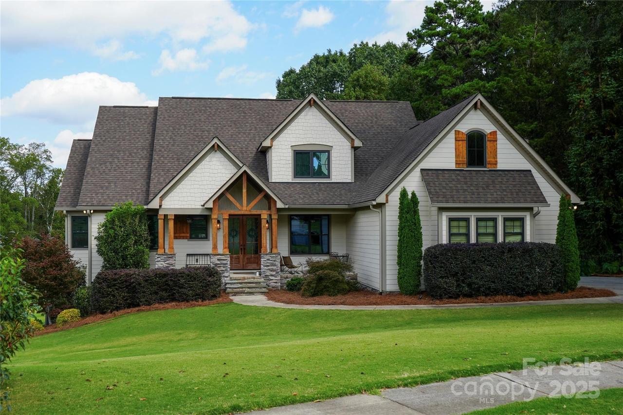 3472 Club Ridge Ct., Gastonia, NC 28056