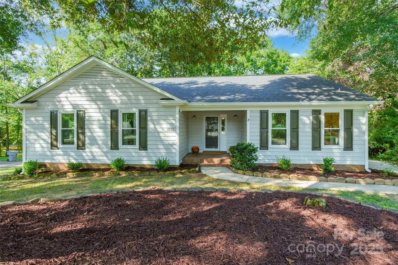 11710 Laurel Grove Ln., Charlotte, NC 28226