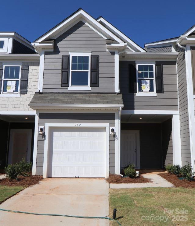 752 Kitfox Dr., Concord, NC 28027