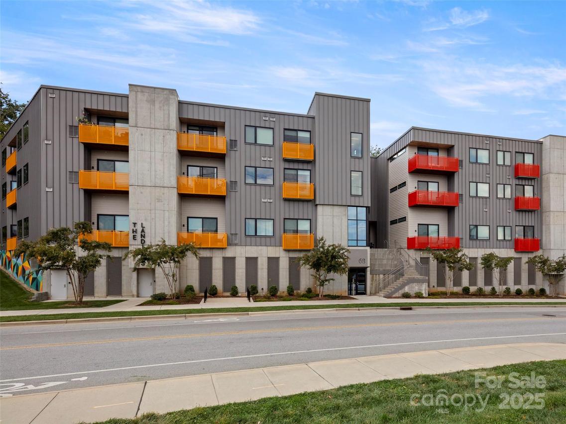 68 Craven St. #405, Asheville, NC 28806