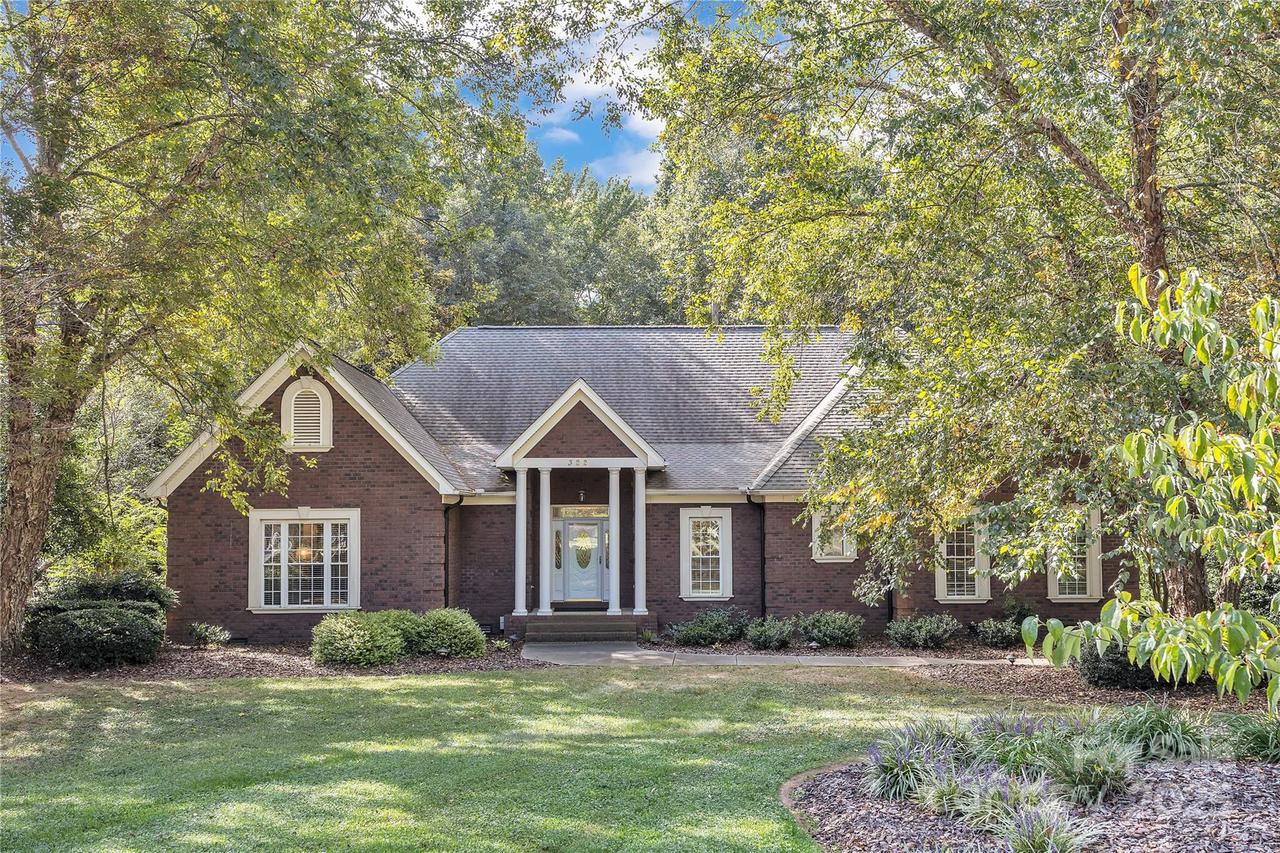 322 W Glenview Dr., Salisbury, NC 28147