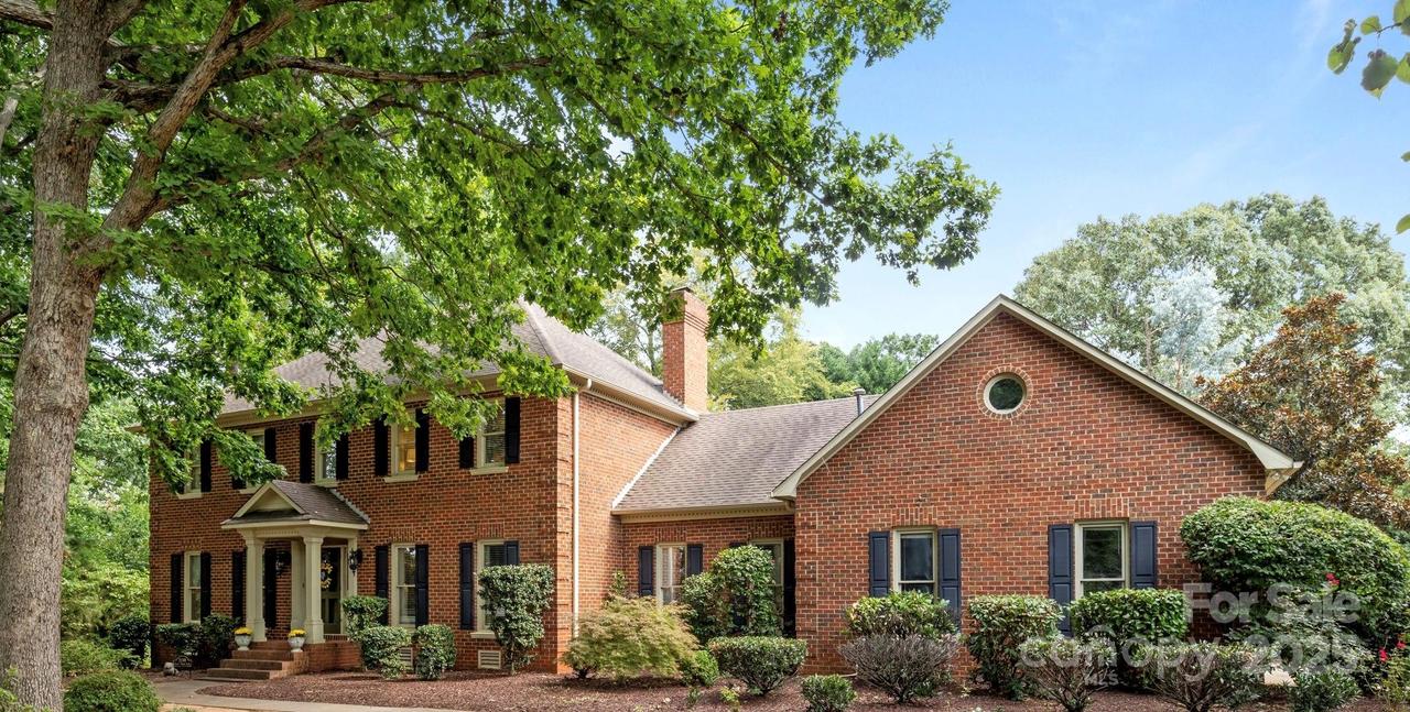 21316 Sandy Shore Ln., Cornelius, NC 28031