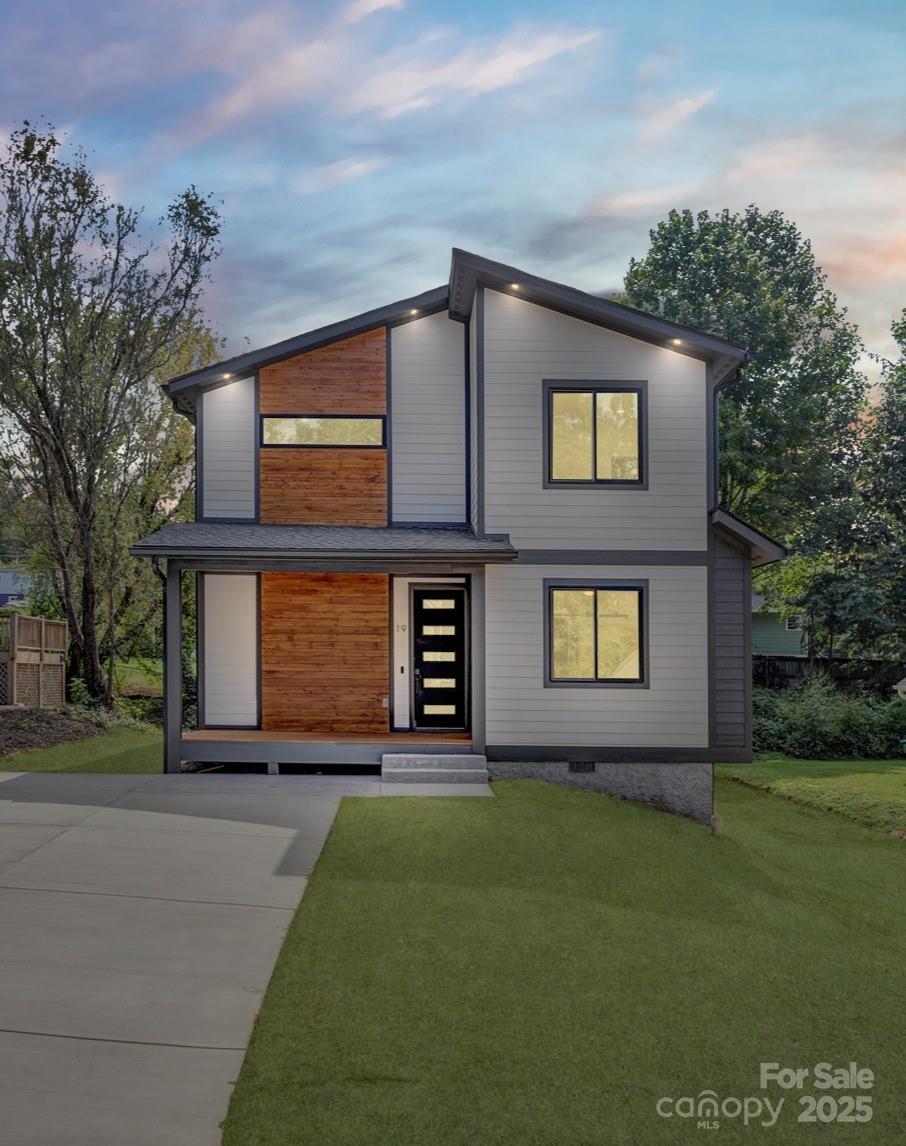 19 Lamar Ave., Asheville, NC 28803