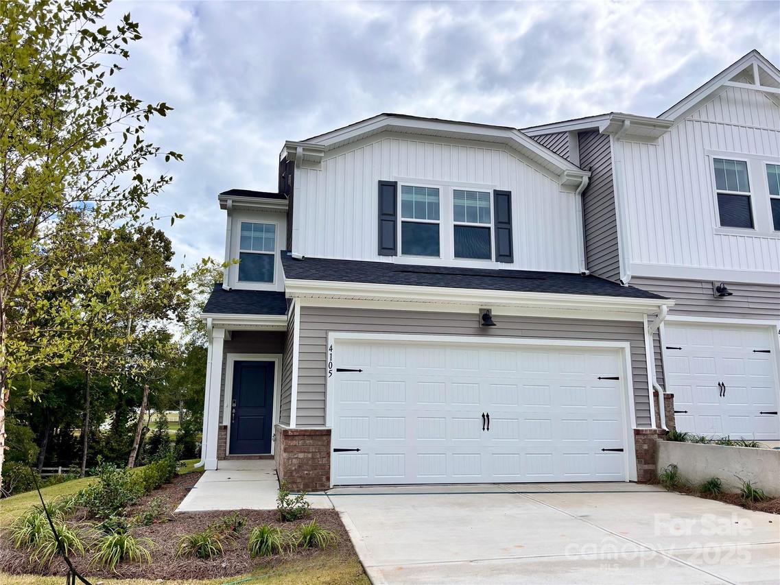 4105 Summit Woods Dr., Charlotte, NC 28216