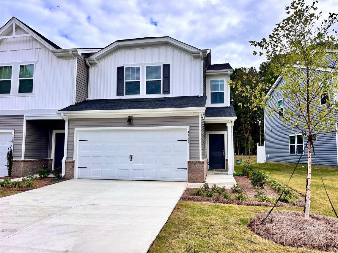 4121 Summit Woods Dr., Charlotte, NC 28216