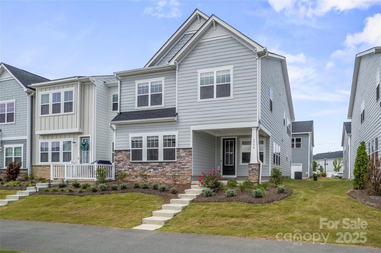5730 Clear Creek Ln., Charlotte, NC 28215