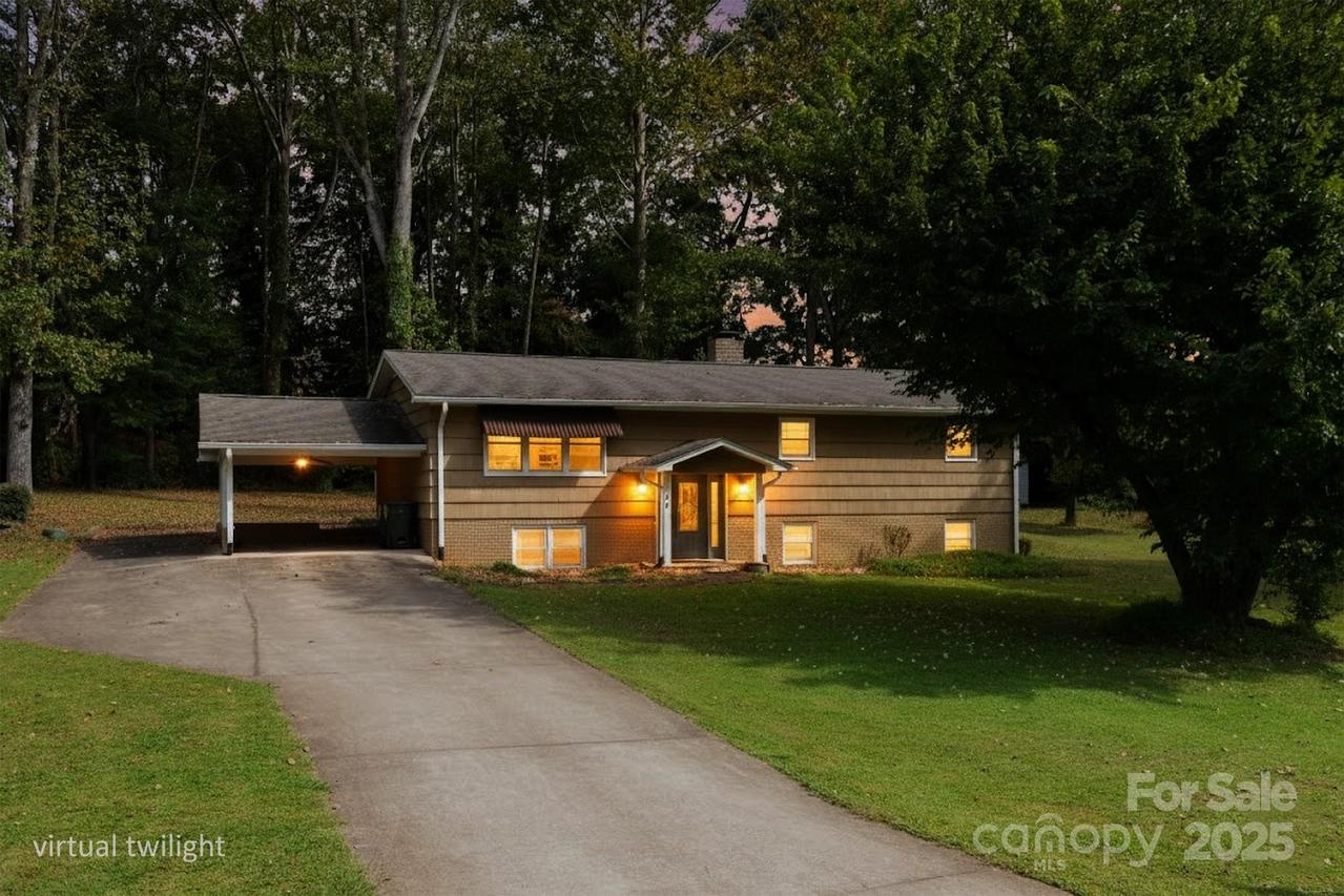 146 42nd Avenue Cir., Hickory, NC 28601