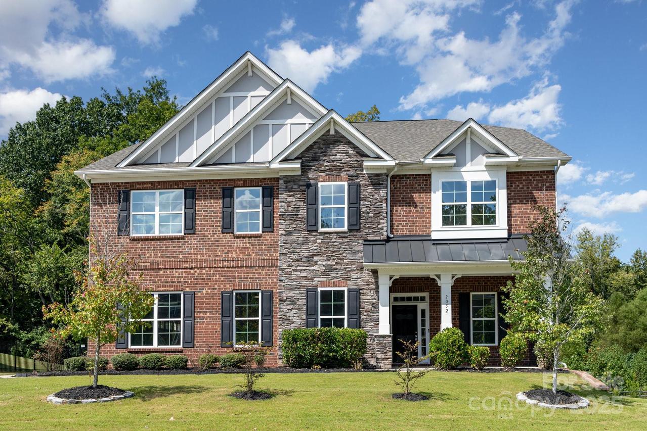 9032 Cornflower Dr., Harrisburg, NC 28075