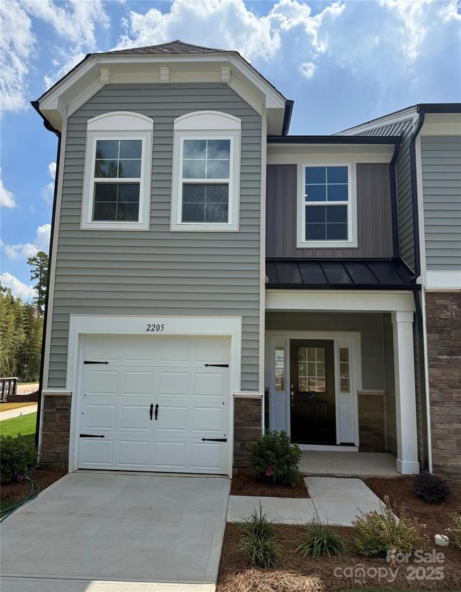 2205 Gladwyne Pl. #8A, Charlotte, NC 28269