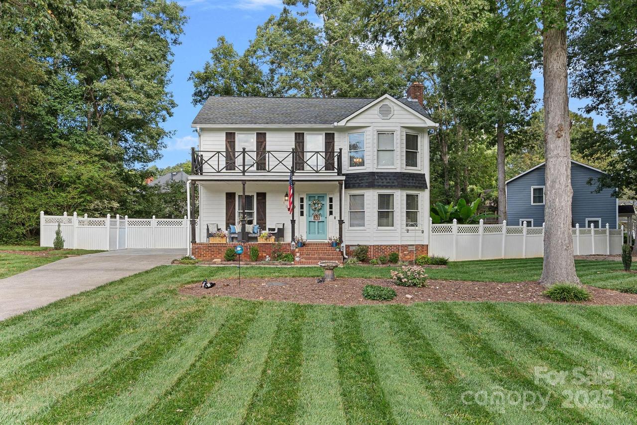 105 Brimwood Ct., Gastonia, NC 28056
