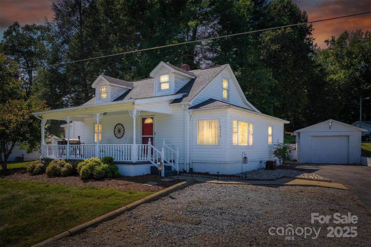 2330 Cedar Rock Cir., Lenoir, NC 28645