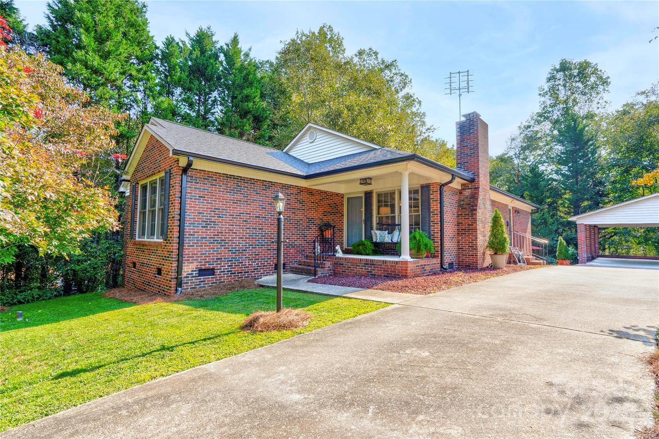 411 El Bethel Rd., Kings Mountain, NC 28086