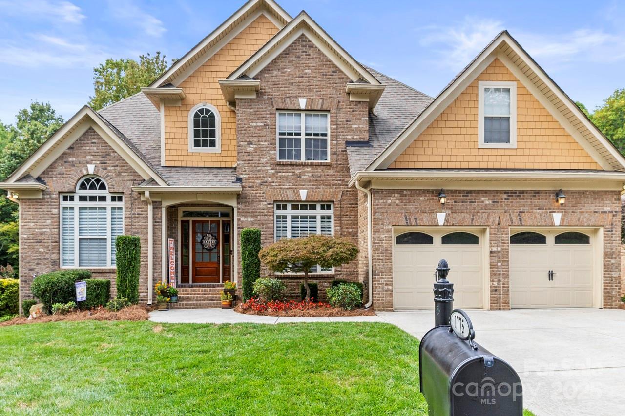 1775 Mount Carmel Cir., Denver, NC 28037