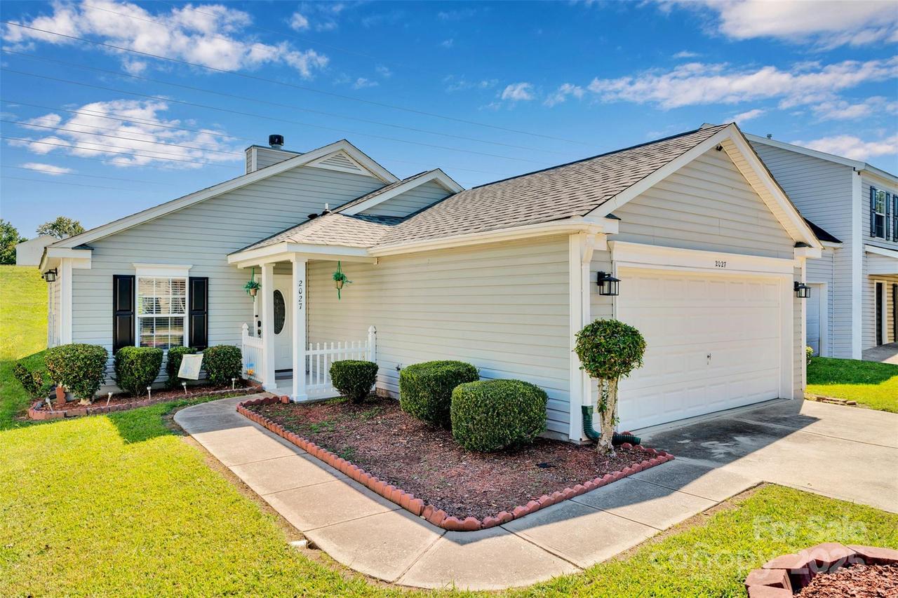 2027 Pimpernel Rd., Charlotte, NC 28213