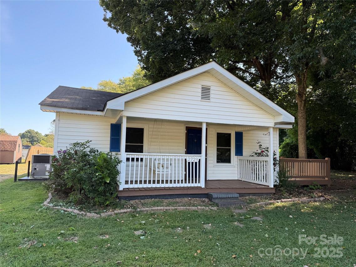 2729 Ridge Ave., Concord, NC 28025