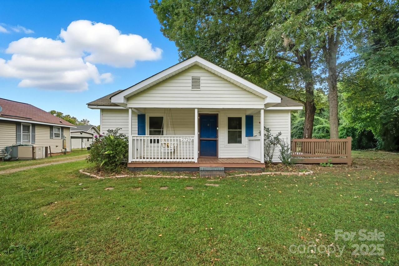 2729 Ridge Ave., Concord, NC 28025