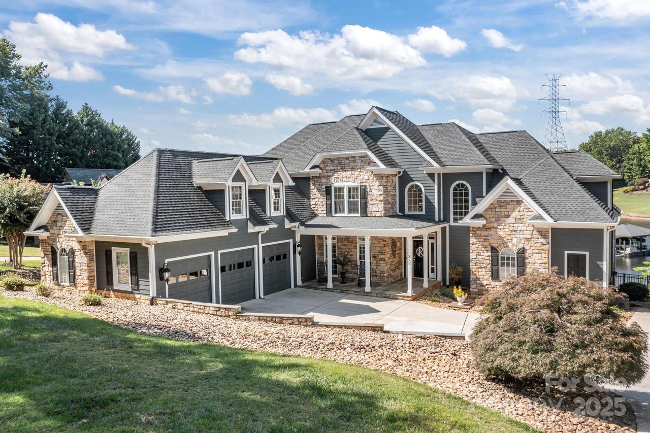 113 Camp Ln., Mooresville, NC 28117