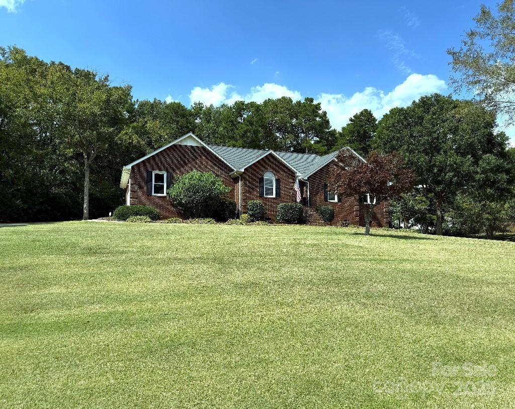 1207 Rosa Dr., Monroe, NC 28112
