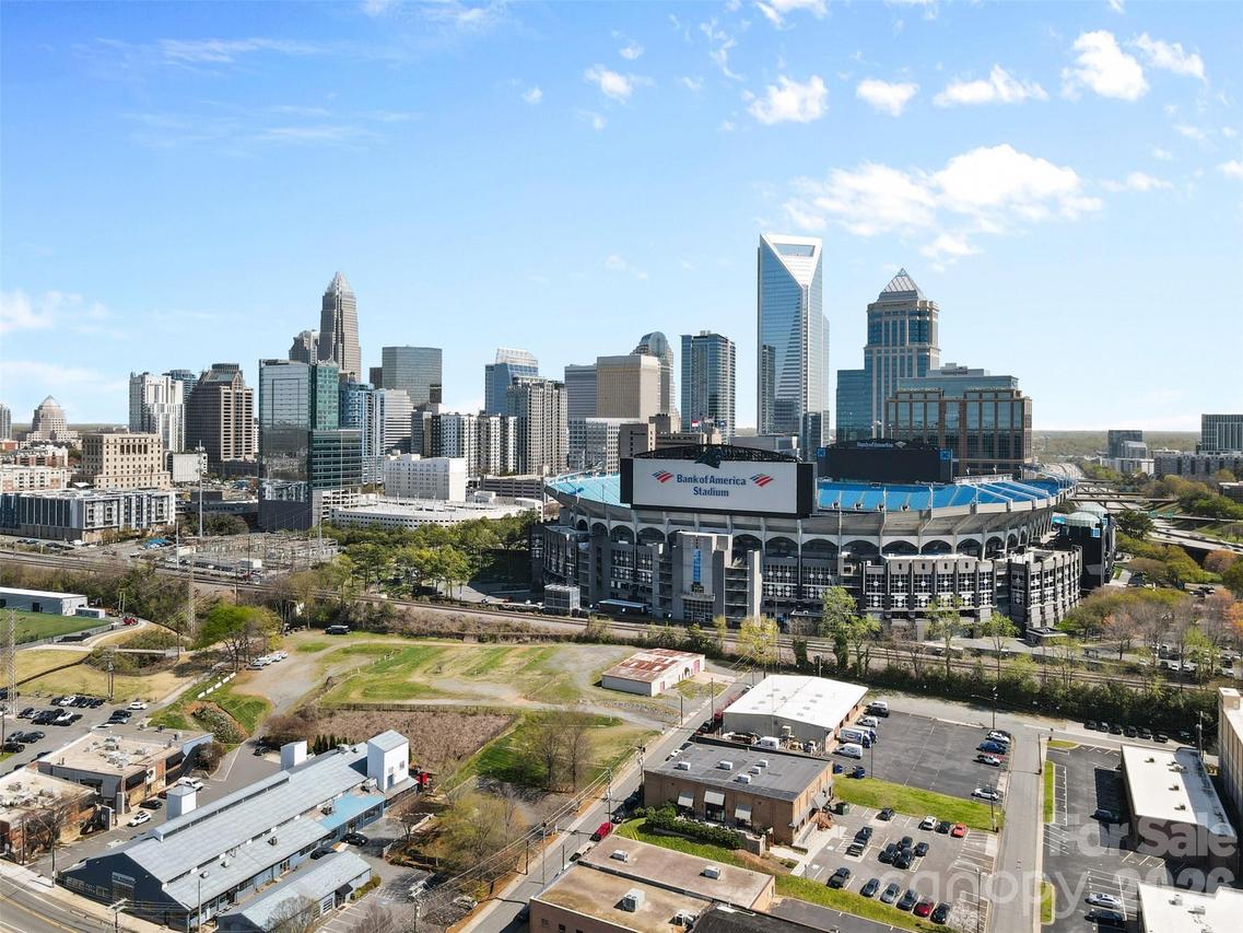 925 Westmere Ave., Charlotte, NC 28208