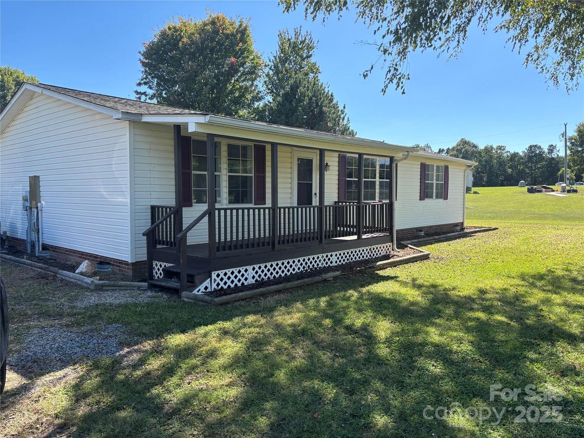 6907 Long Island Rd., Catawba, NC 28609