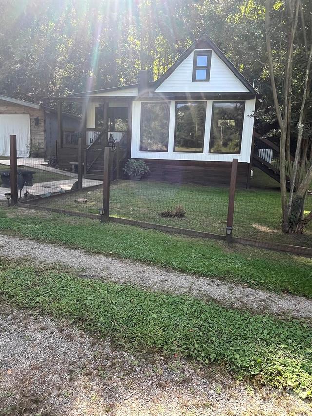 136 Mccarran Tr., Statesville, NC 28625