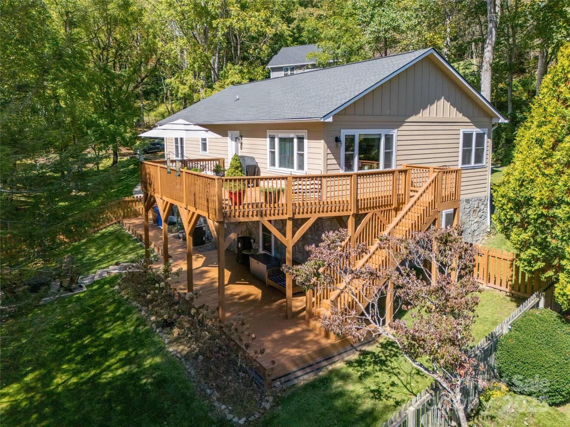 118 Rolling Ln., Maggie Valley, NC 28751