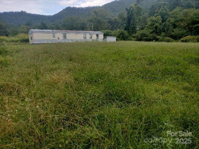 49 Maney Branch Rd., Weaverville, NC 28787