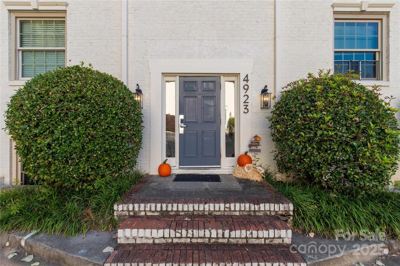 4923 Park Rd. #E, Charlotte, NC 28209