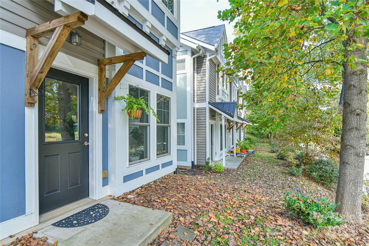 3 Penley Ave. #E, Asheville, NC 28804