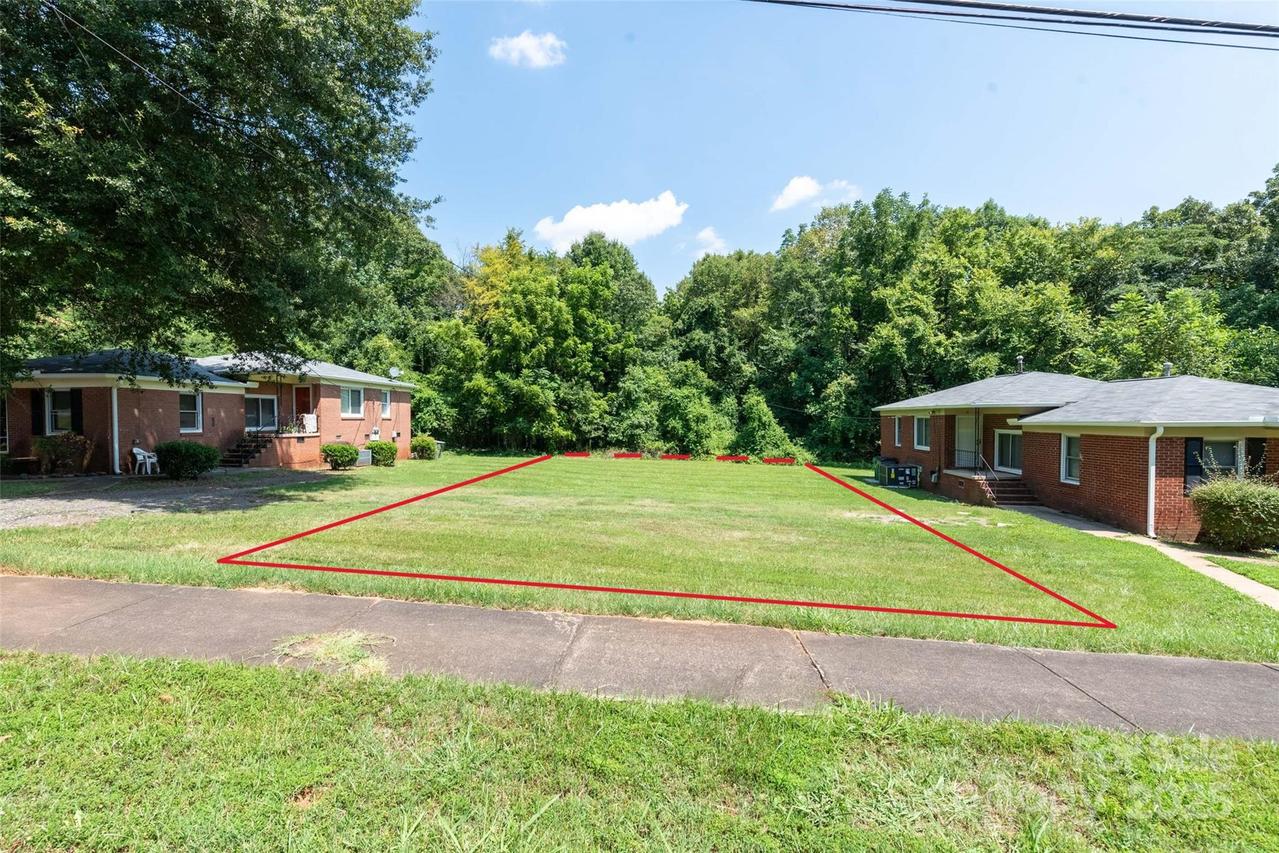 3108 Capitol Dr., Charlotte, NC 28208