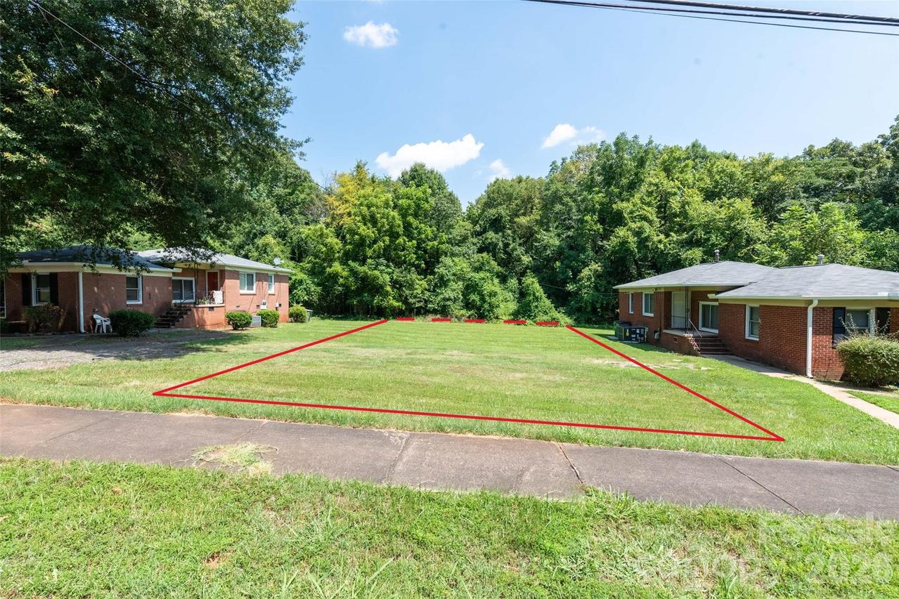 3108 Capitol Dr., Charlotte, NC 28208