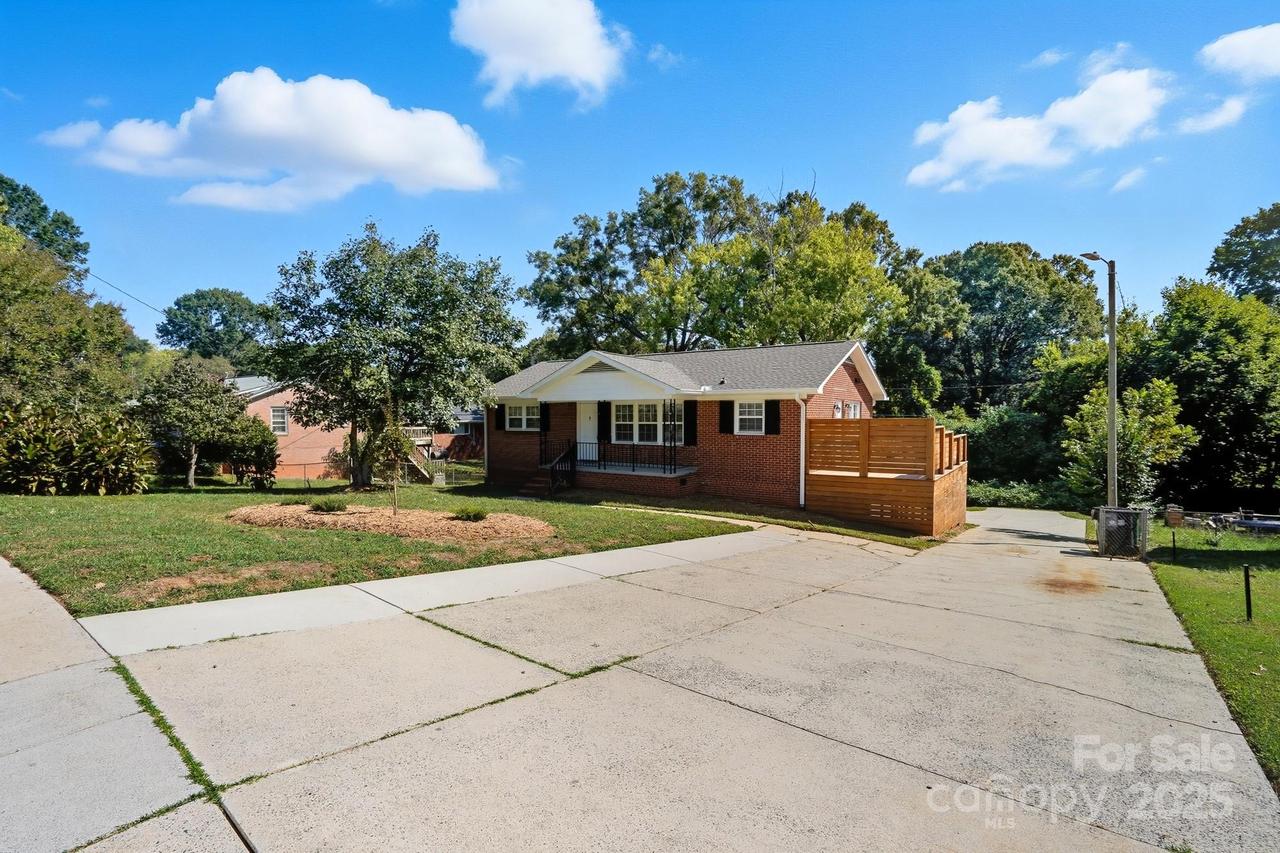 822 Yuma St., Charlotte, NC 28213