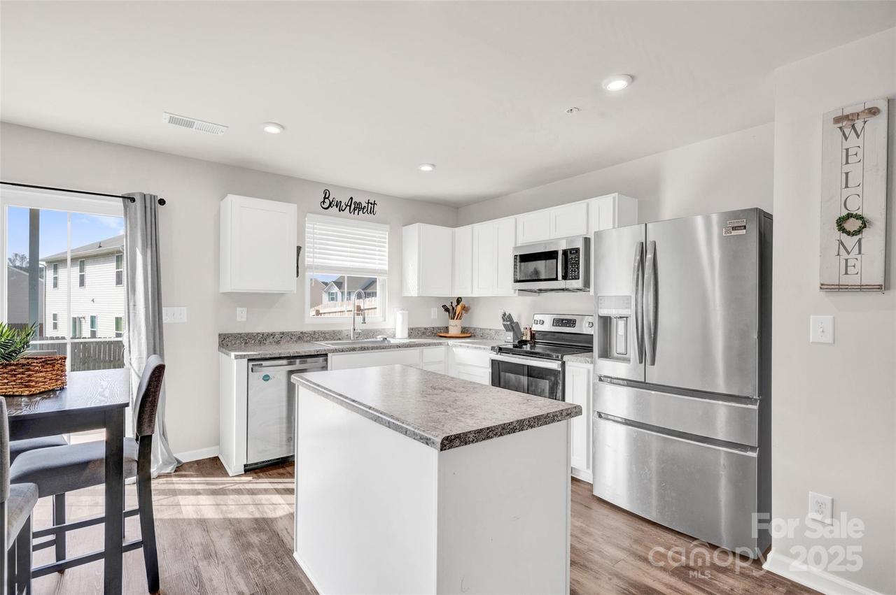 1197 Tangle Ridge Dr., Concord, NC 28025