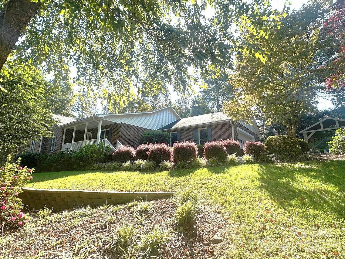 315 Springwood Dr., Valdese, NC 28690