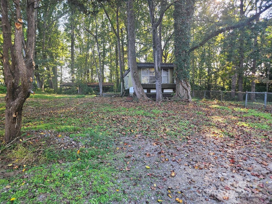 107 Highlander St., Morganton, NC 28655