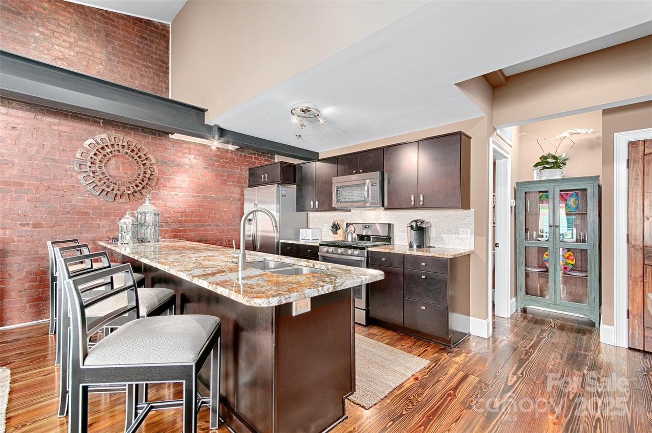 56 Patton Ave. #401, Asheville, NC 28801