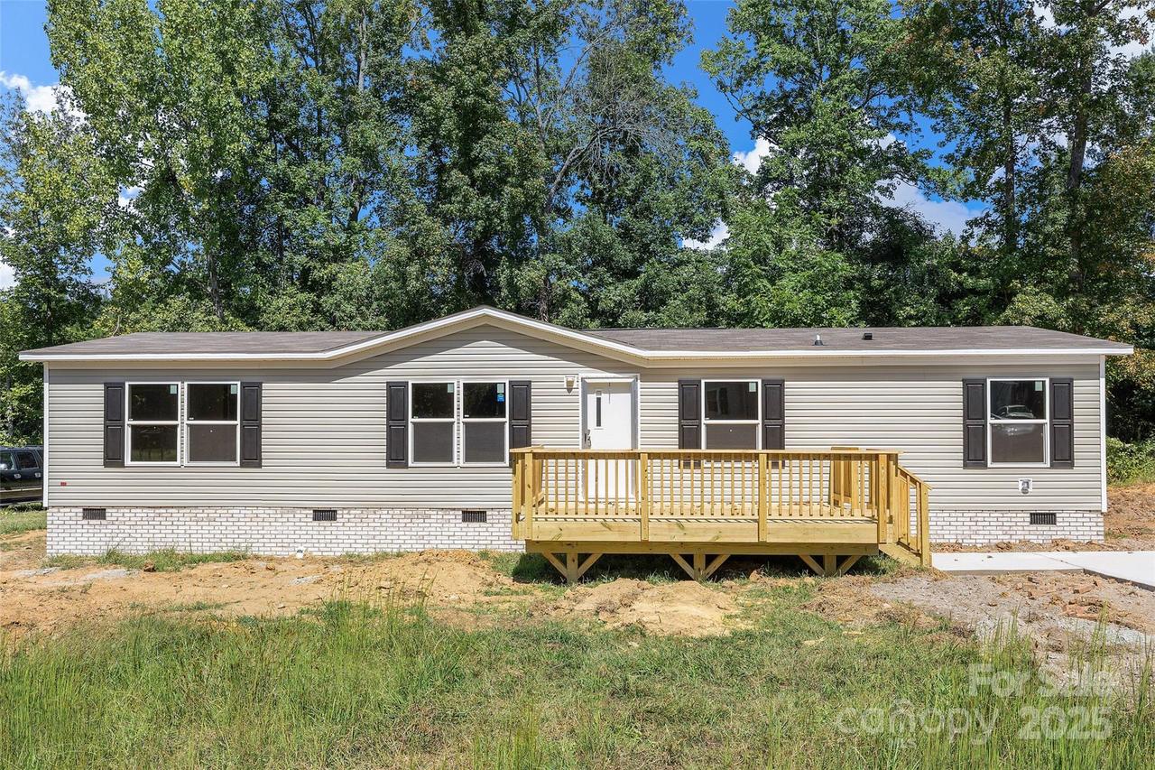 1084 Rachel Ln., Salisbury, NC 28147