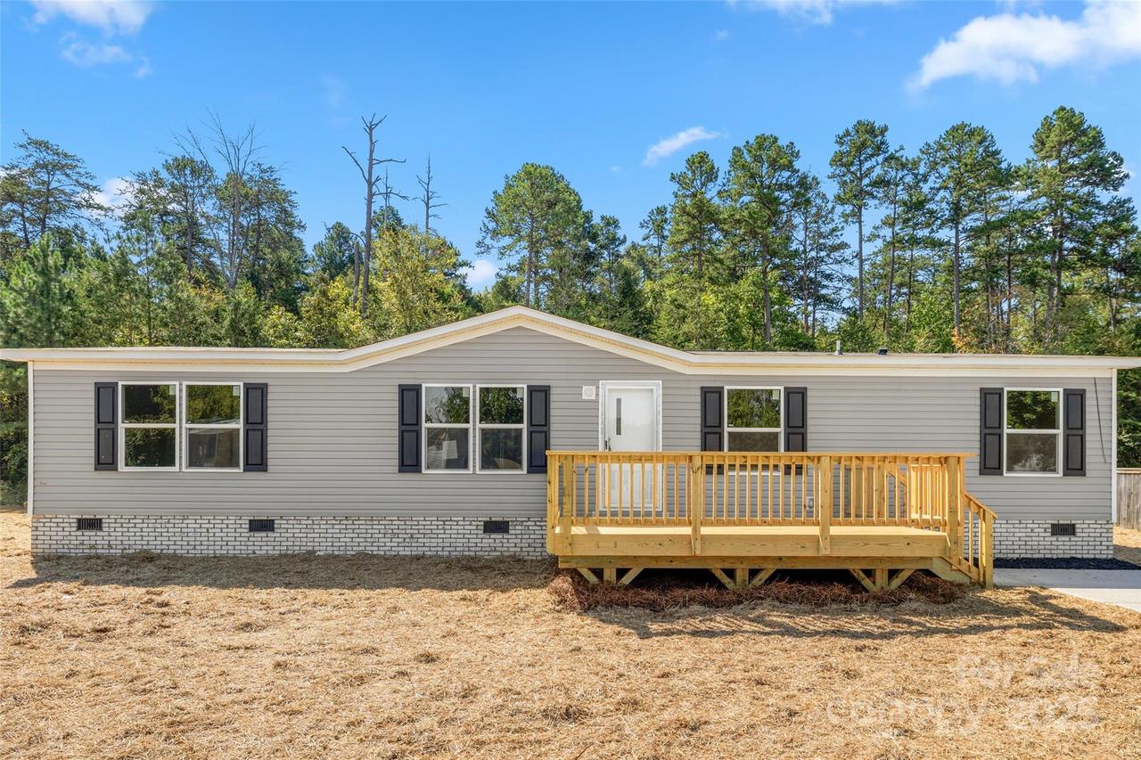1297 Rachel Ln., Salisbury, NC 28147