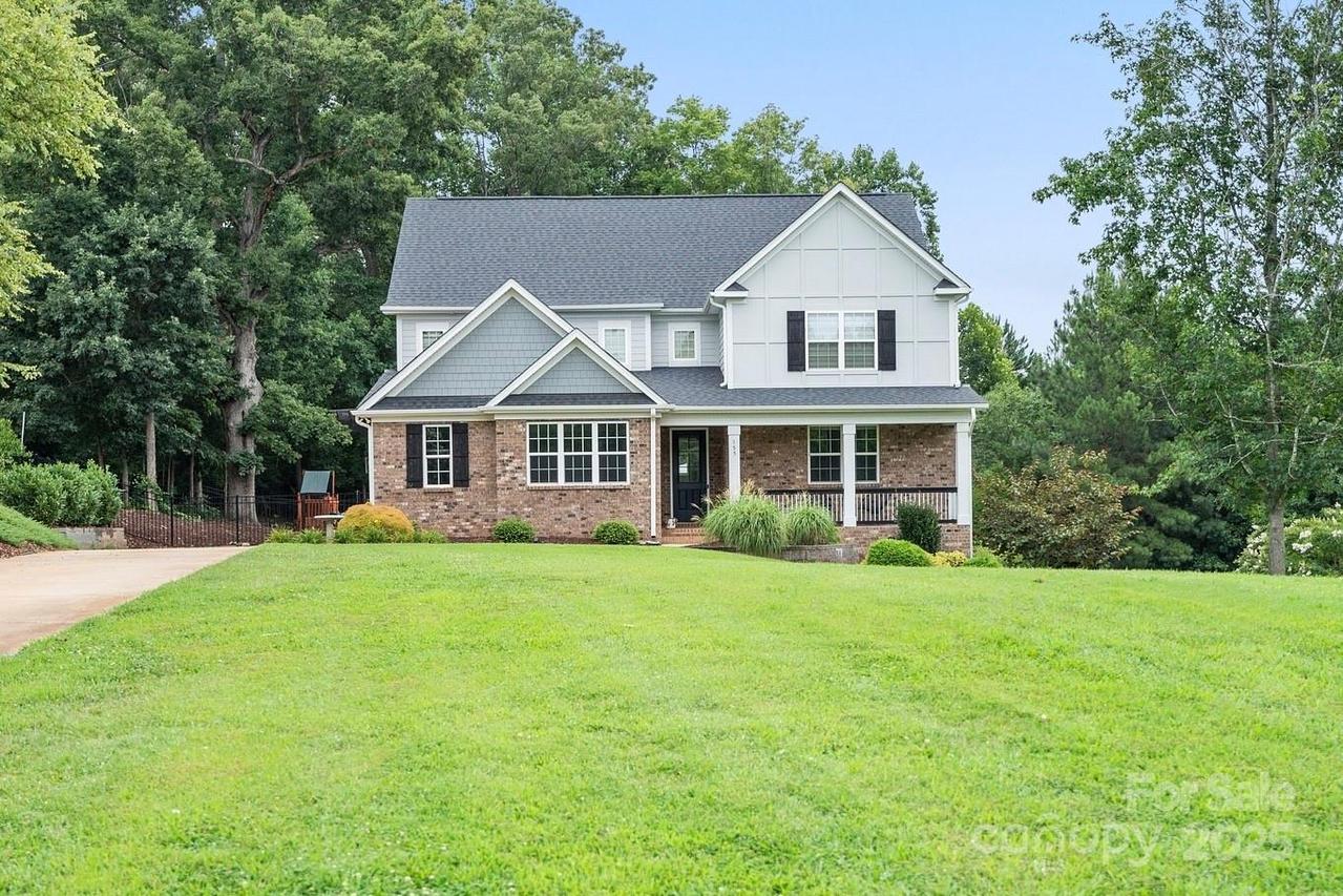 155 Pine Mist Dr., Mooresville, NC 28117